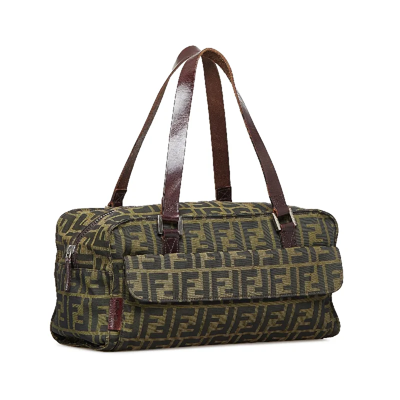 Fendi Zucca Canvas Shoulder Bag (SHG-x2dtKP)